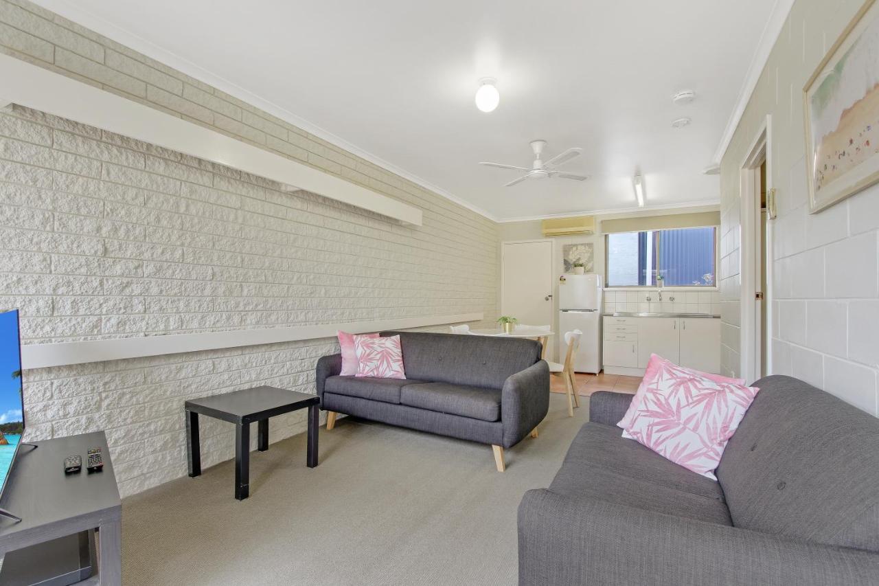 ليكس إنترانس Hybiscus Waterfront Apartments المظهر الخارجي الصورة